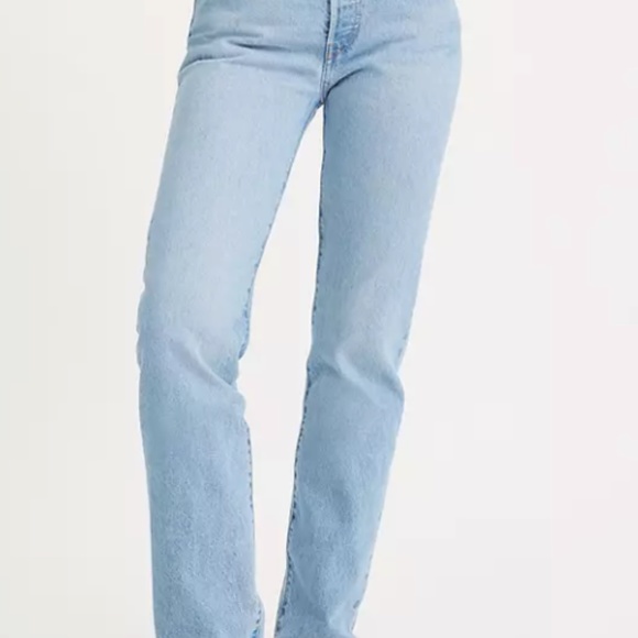 Levi's 501 Original Fit Jeans Light Wash - Picture 2 of 2